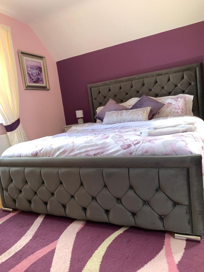 Seascape On The Edge Of Town: 4 Beds All Ensuite. Belmullet Bagian luar foto
