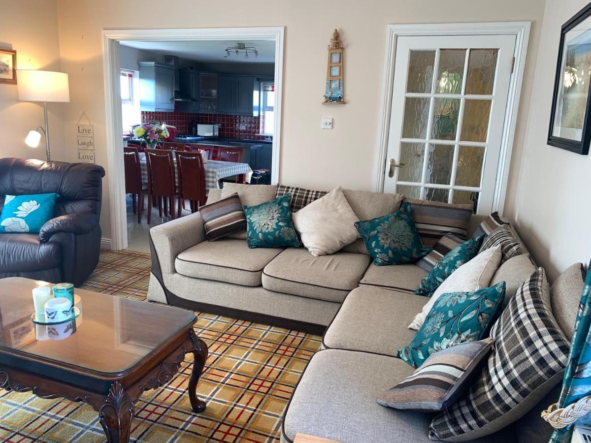 Seascape On The Edge Of Town: 4 Beds All Ensuite. Belmullet Bagian luar foto