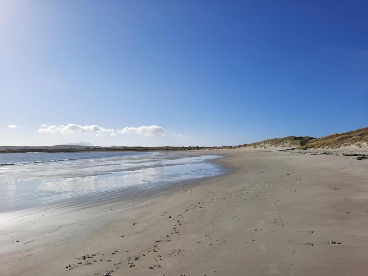 Seascape On The Edge Of Town: 4 Beds All Ensuite. Belmullet Bagian luar foto